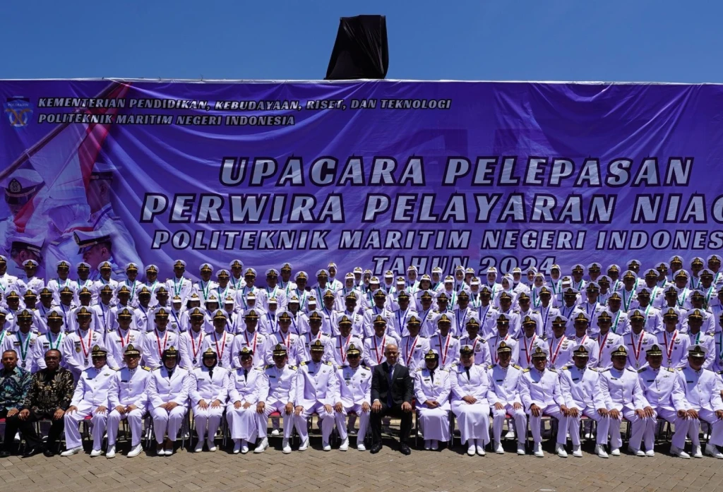 Open POLIMARIN Senate Session  10th Graduation Ceremony for Diploma and Applied Bachelor Programs  Release Ceremony for Merchant Marine Officers